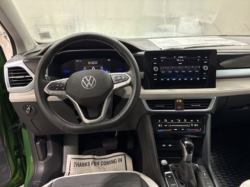 New 2025 Volkswagen Taos SE image 8