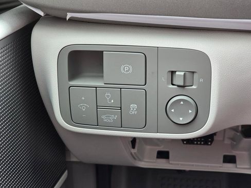 New 2025 Hyundai Ioniq 6 SEL AWD/4WD image 18