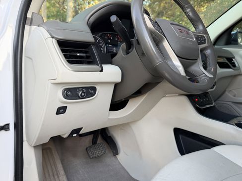 Used 2018 GMC Terrain Denali w/ Comfort Package image 5