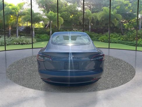 Used 2023 Tesla Model 3 Standard Range RWD image 6