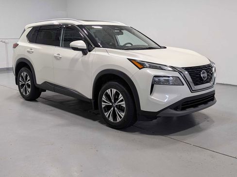 Used 2021 Nissan Rogue SV w/ Premium Package AWD/4WD image 6