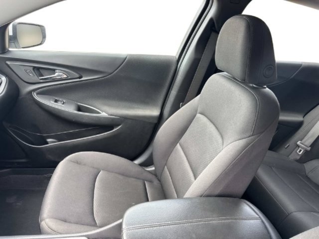 Used 2024 Chevrolet Malibu LT FWD image 19