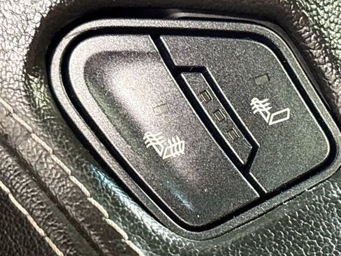 Used 2020 Chevrolet Tahoe LT AWD/4WD image 23