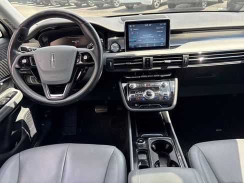 Used 2022 Lincoln Corsair Reserve w/ Elements Package FWD image 28