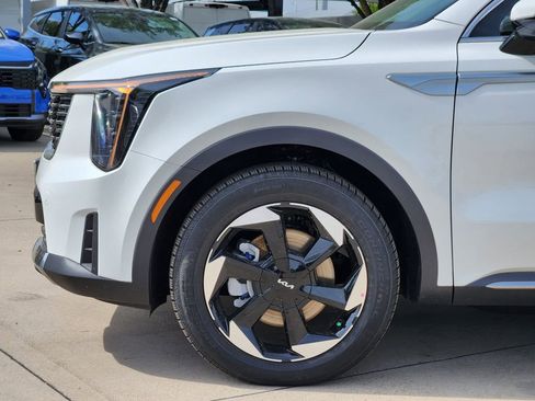 New 2026 Kia Sorento EX AWD/4WD image 5