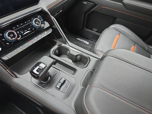 Certified 2023 GMC Sierra 1500 AT4 w/ AT4 Preferred Package AWD/4WD image 28