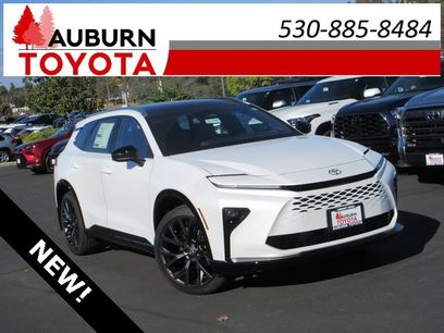 New 2025 Toyota Crown Signia