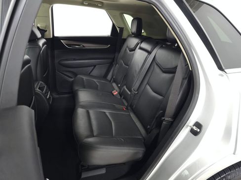Used 2019 Cadillac XT5 Luxury AWD/4WD image 29