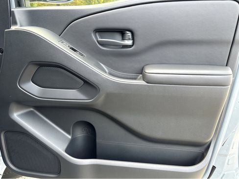 New 2026 Nissan Frontier SV w/ Tow Package image 12