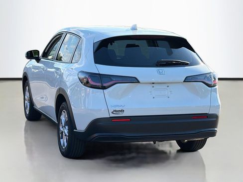 Used 2024 Honda HR-V LX image 6