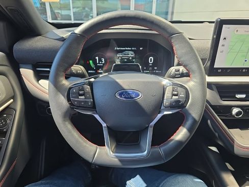 Used 2025 Ford Explorer ST-Line AWD/4WD image 18