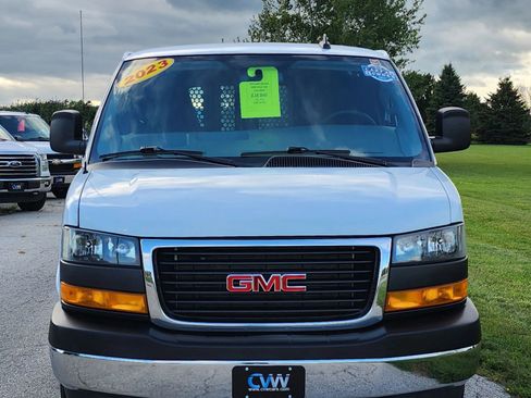 Used 2023 GMC Savana 2500 w/ Driver Convenience Package image 14