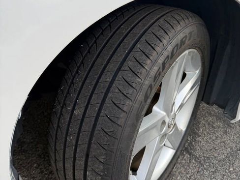 Used 2014 Toyota Camry SE image 13