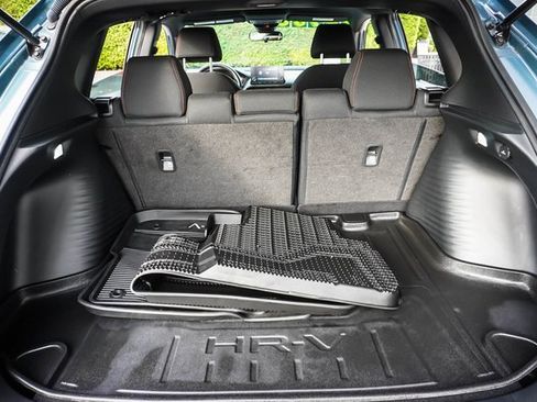 Used 2023 Honda HR-V Sport image 22