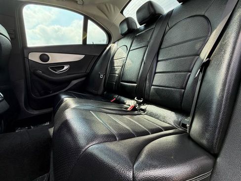 Used 2016 Mercedes-Benz C 300 4MATIC Sedan image 41