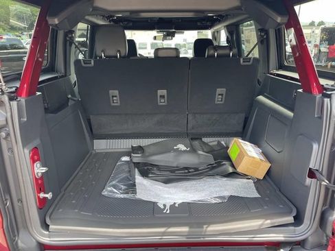 New 2026 Ford Bronco Big Bend w/ Black Diamond Package AWD/4WD image 12
