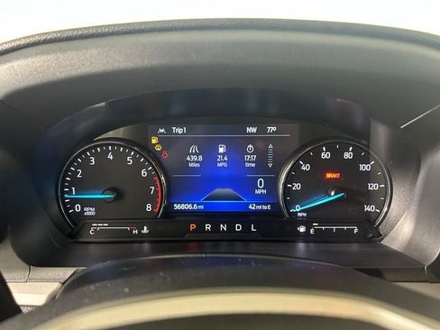 Used 2023 Ford Explorer XLT w/ Equipment Group 202A AWD/4WD image 17