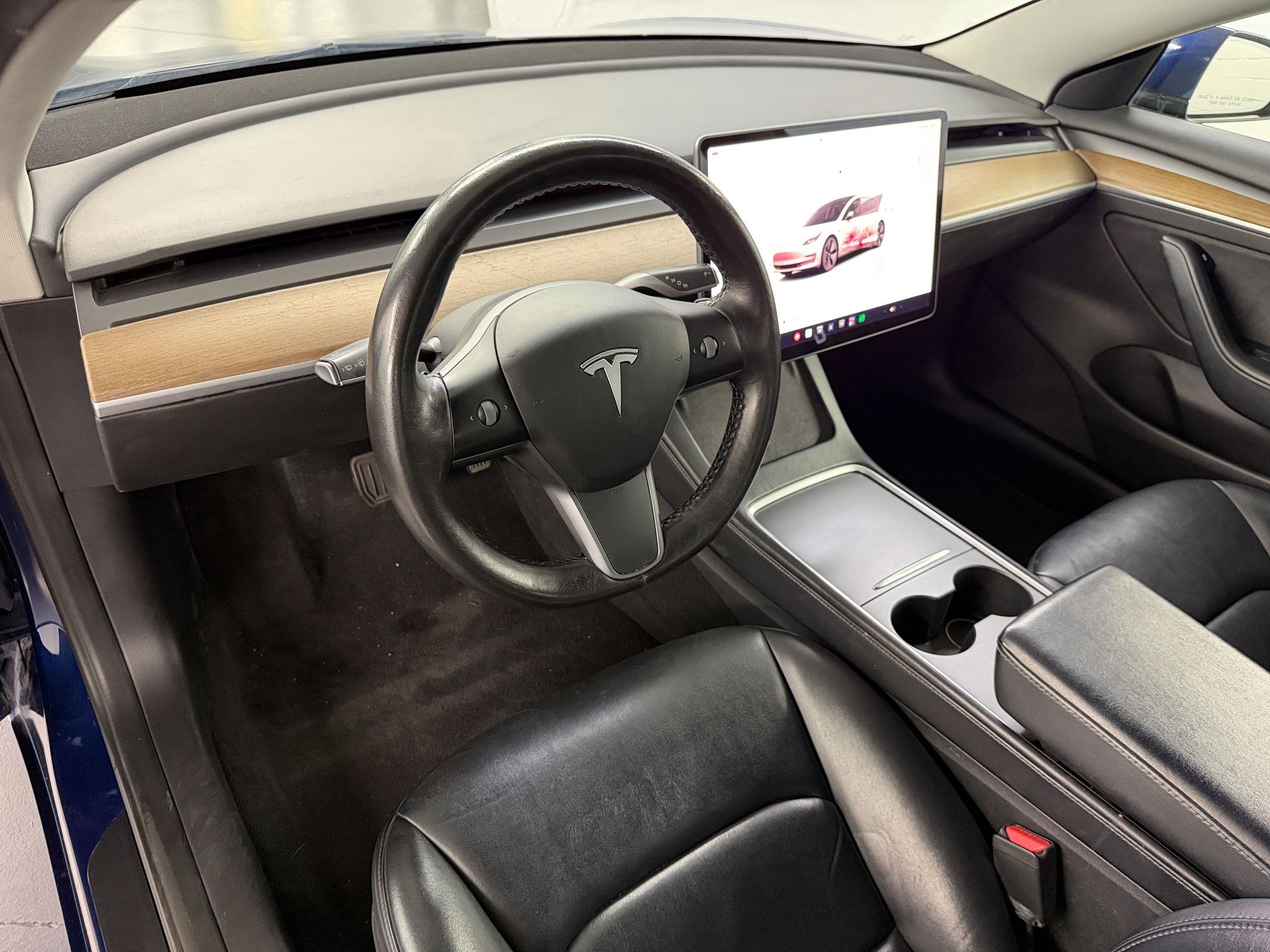 Used 2022 Tesla Model 3 Long Range AWD/4WD image 4