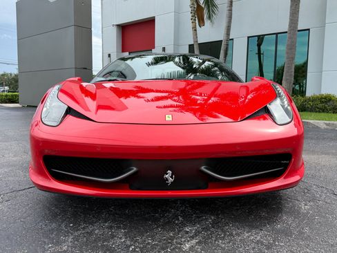 Used 2011 Ferrari 458 Italia Coupe RWD image 8