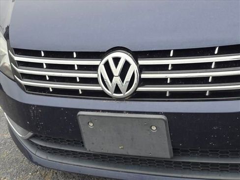 Used 2015 Volkswagen Passat TDI SE FWD image 26