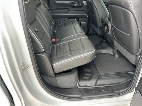 Certified 2025 GMC Sierra 1500 AT4X AWD/4WD image 16
