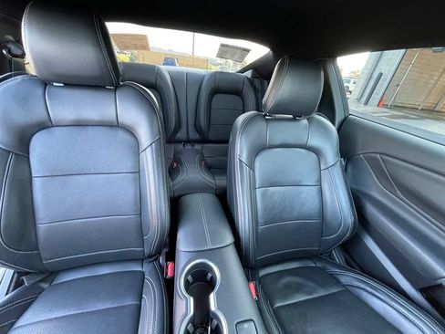 Used 2025 Ford Mustang GT Premium RWD image 27