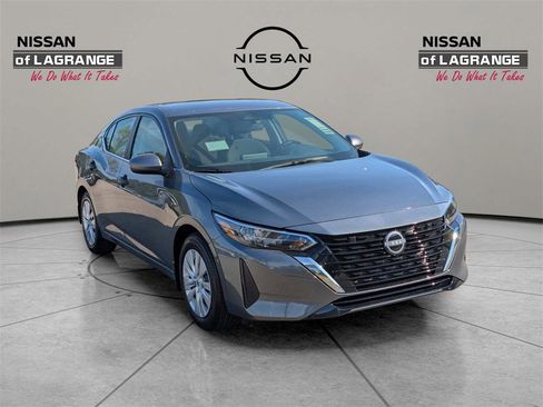 New 2025 Nissan Sentra S image 3