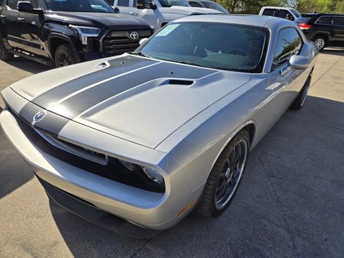 Used 2009 Dodge Challenger SRT8 w/ SRT Option Group II image 1