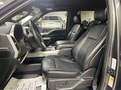 Used 2019 Ford F150 Lariat w/ Equipment Group 502A Luxury image 11