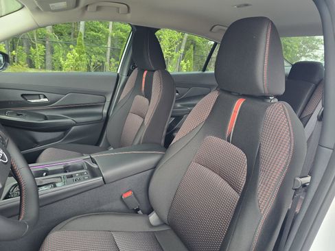 New 2026 Nissan Sentra SR FWD image 12