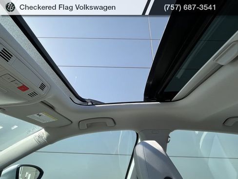 New 2026 Volkswagen Jetta SE image 10