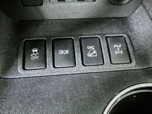 Used 2019 Toyota Highlander Limited Platinum AWD/4WD image 22