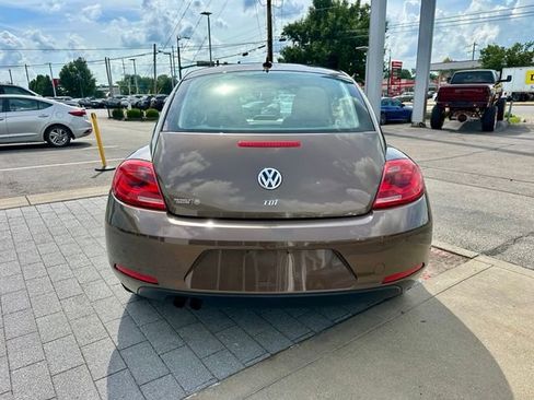 Used 2014 Volkswagen Beetle TDI FWD image 6