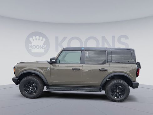 New 2025 Ford Bronco Outer Banks image 2