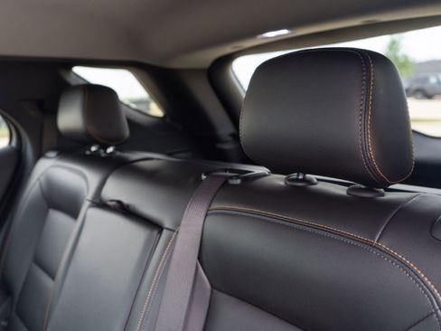 Used 2021 Chevrolet Equinox Premier FWD image 25