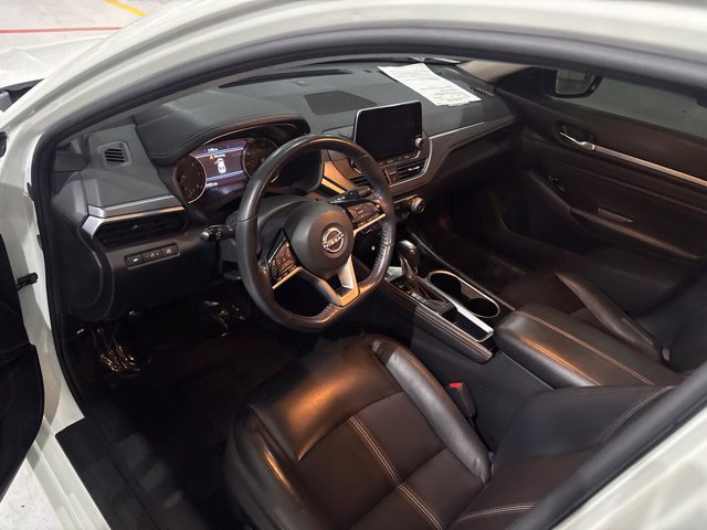 Used 2023 Nissan Altima 2.5 SR FWD image 10