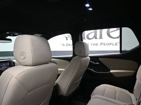 Used 2022 Chevrolet Traverse LS FWD image 26