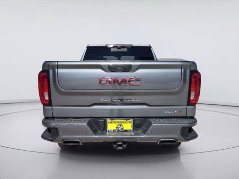 Used 2020 GMC Sierra 1500 AT4 w/ AT4 Premium Package AWD/4WD image 4