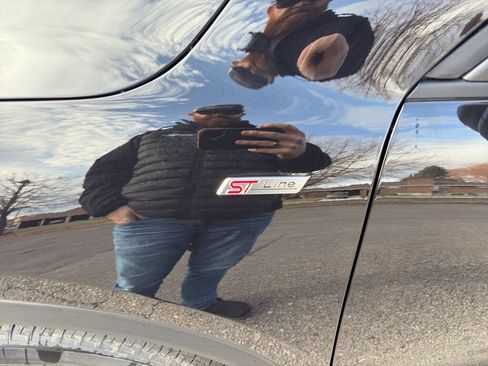 New 2026 Ford Escape ST-Line w/ Tech Pack #1 image 16