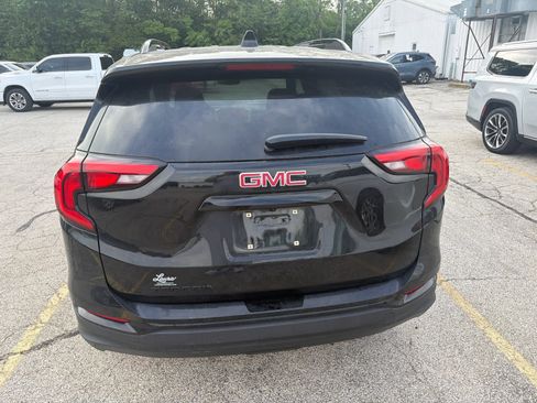 Used 2020 GMC Terrain SLE w/ Driver Convenience Package FWD image 9