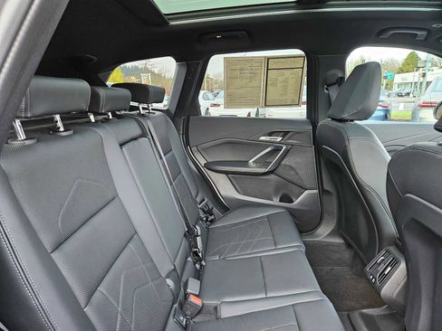 Used 2025 BMW X1 xDrive28i w/ Convenience Package image 15