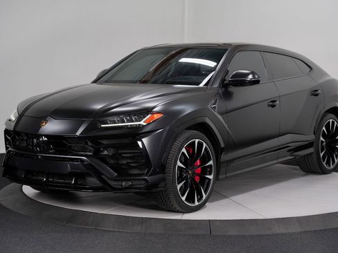 Used 2020 Lamborghini Urus image 5
