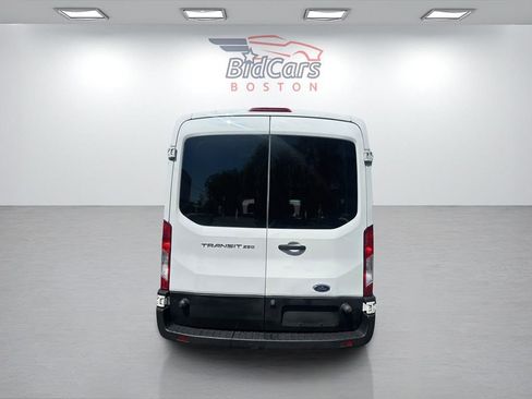Used 2017 Ford Transit 250 148 Medium Roof RWD image 5