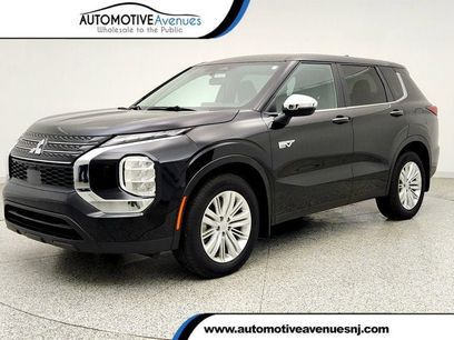 Used 2025 Mitsubishi Outlander ES