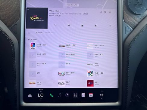 Used 2020 Tesla Model X Long Range AWD/4WD image 9