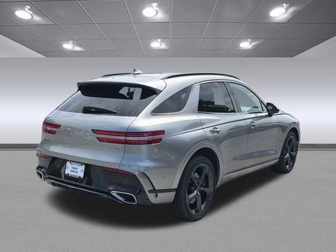 Used 2026 Genesis GV70 2.5T Sport Prestige AWD/4WD image 7