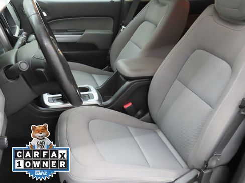 Used 2016 Chevrolet Colorado LT w/ LT Convenience Package RWD image 11