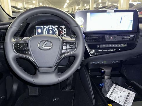 New 2025 Lexus ES 350 350 image 3