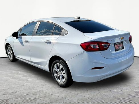 Used 2019 Chevrolet Cruze LS FWD image 4