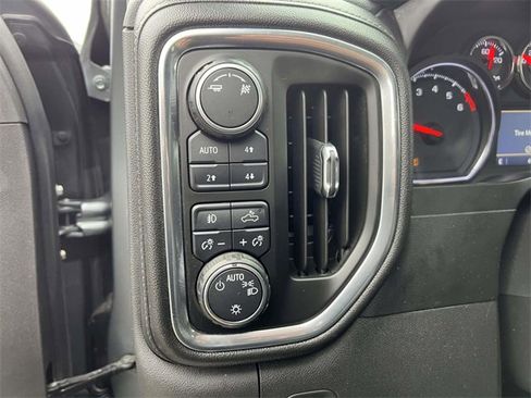 Used 2019 Chevrolet Silverado 1500 RST image 21